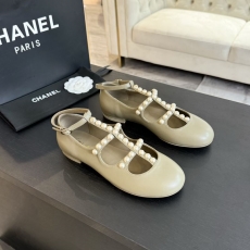 Chanel Low Shoes